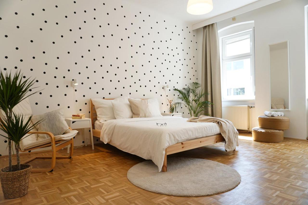 Large - Great For Groups - With Balcony Or Terrace Apartamento *